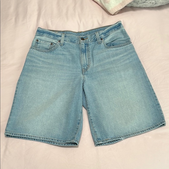 Levi's Pants - NWOT Levi's Baggy Dad Women’s Jorts size 29